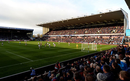 两队的主帅 两队的主帅